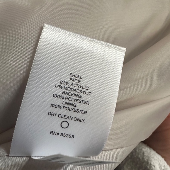 Express Faux Fur Coat New - Picture 5 of 5